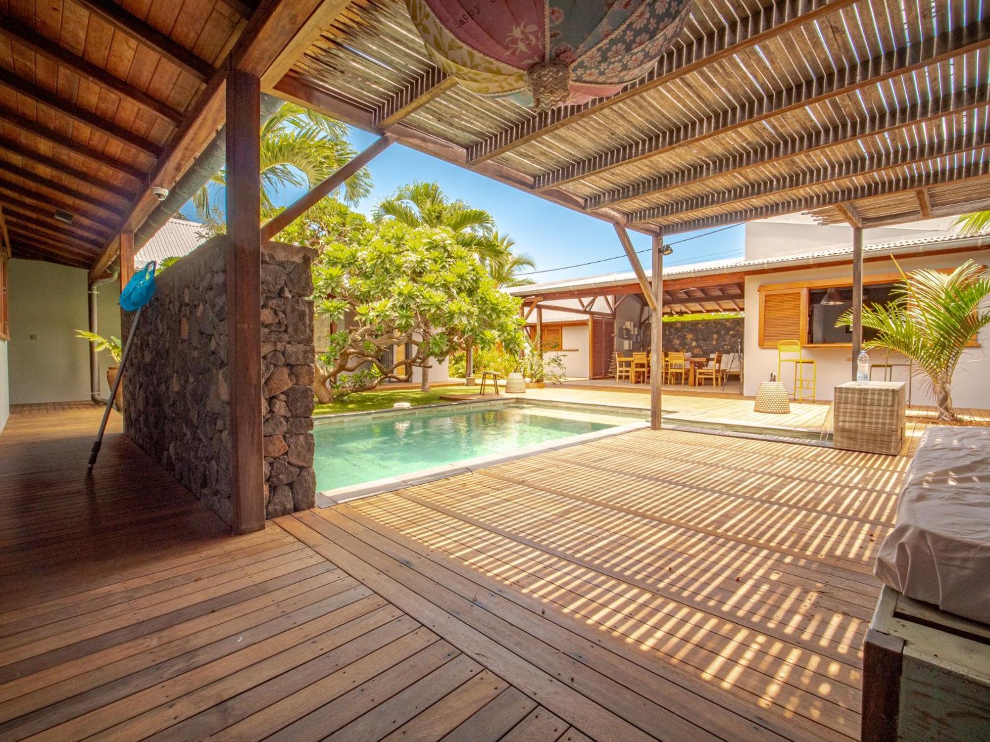 La Kaz Veloutier - Villa 4 Chambres Avec Piscine Ла-Салин-ле-Бен Экстерьер фото